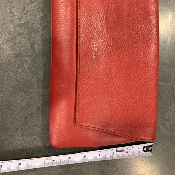 Red Vegan Matt and Nat clutch - Picture 3 of 9